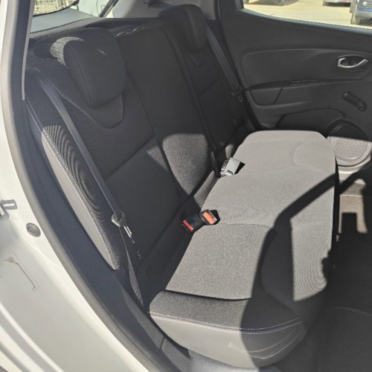 Renault Clio TCe 12V 90 CV GPL 5 porte Business (6)