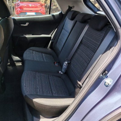 Kia Stonic 1.0 T-GDi 100 CV MHEV iMT Style (5)