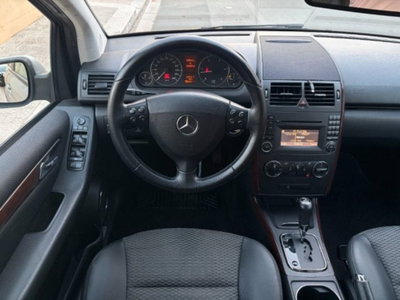 Mercedes-Benz Classe A 180 CDI Elegance (13)