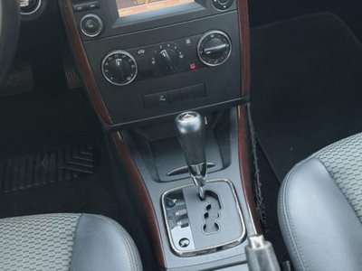 Mercedes-Benz Classe A 180 CDI Elegance (15)