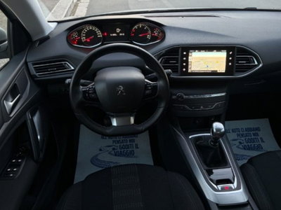 Peugeot 308 BlueHDi 120 S&S Allure (12)