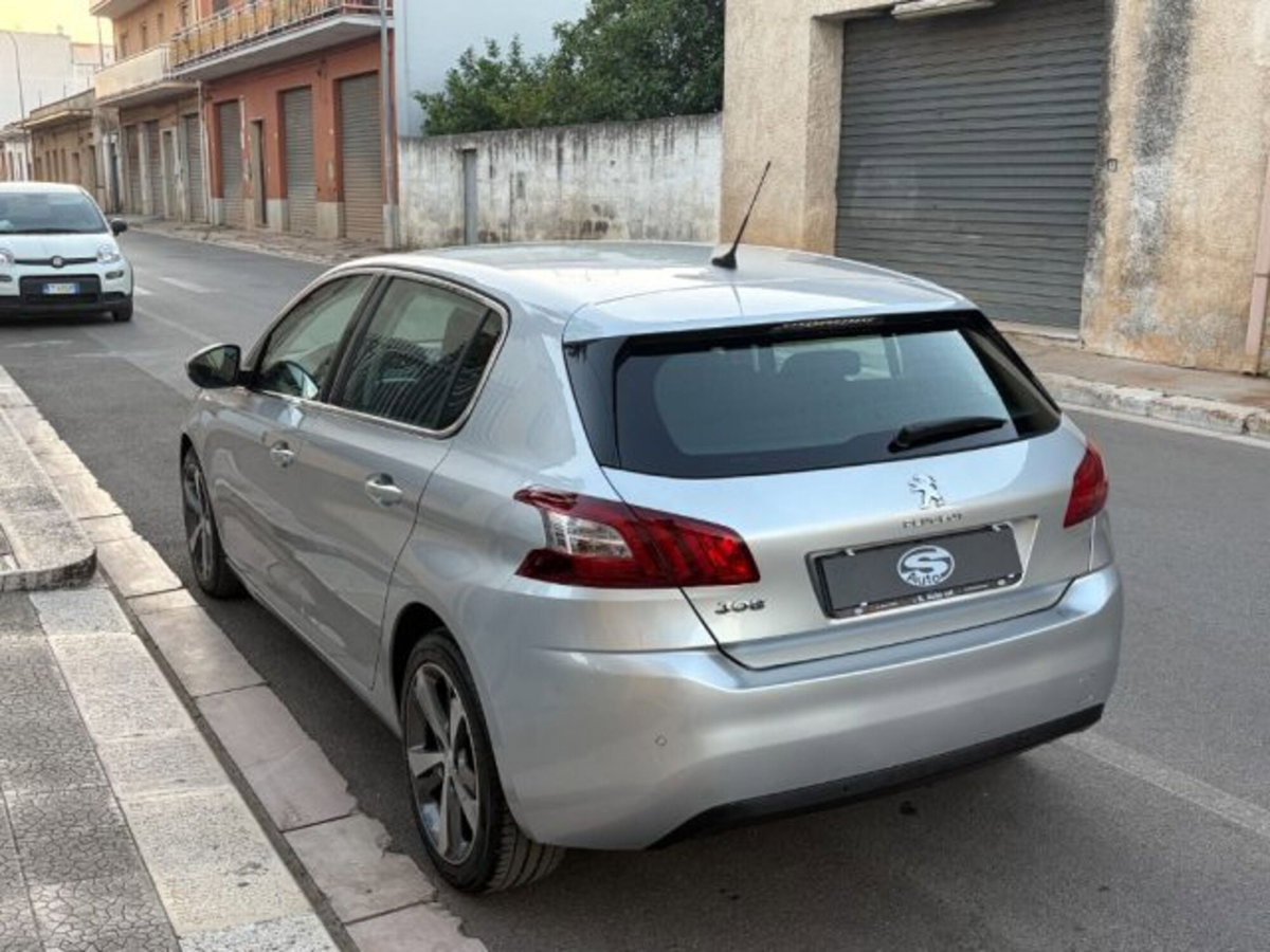 Peugeot 308 BlueHDi 120 S&S Allure (6)
