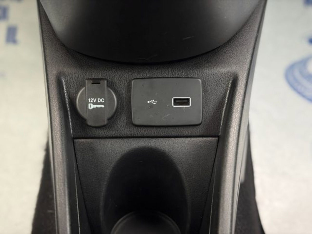 Lancia Ypsilon 1.2 69 CV 5 porte Gold (19)
