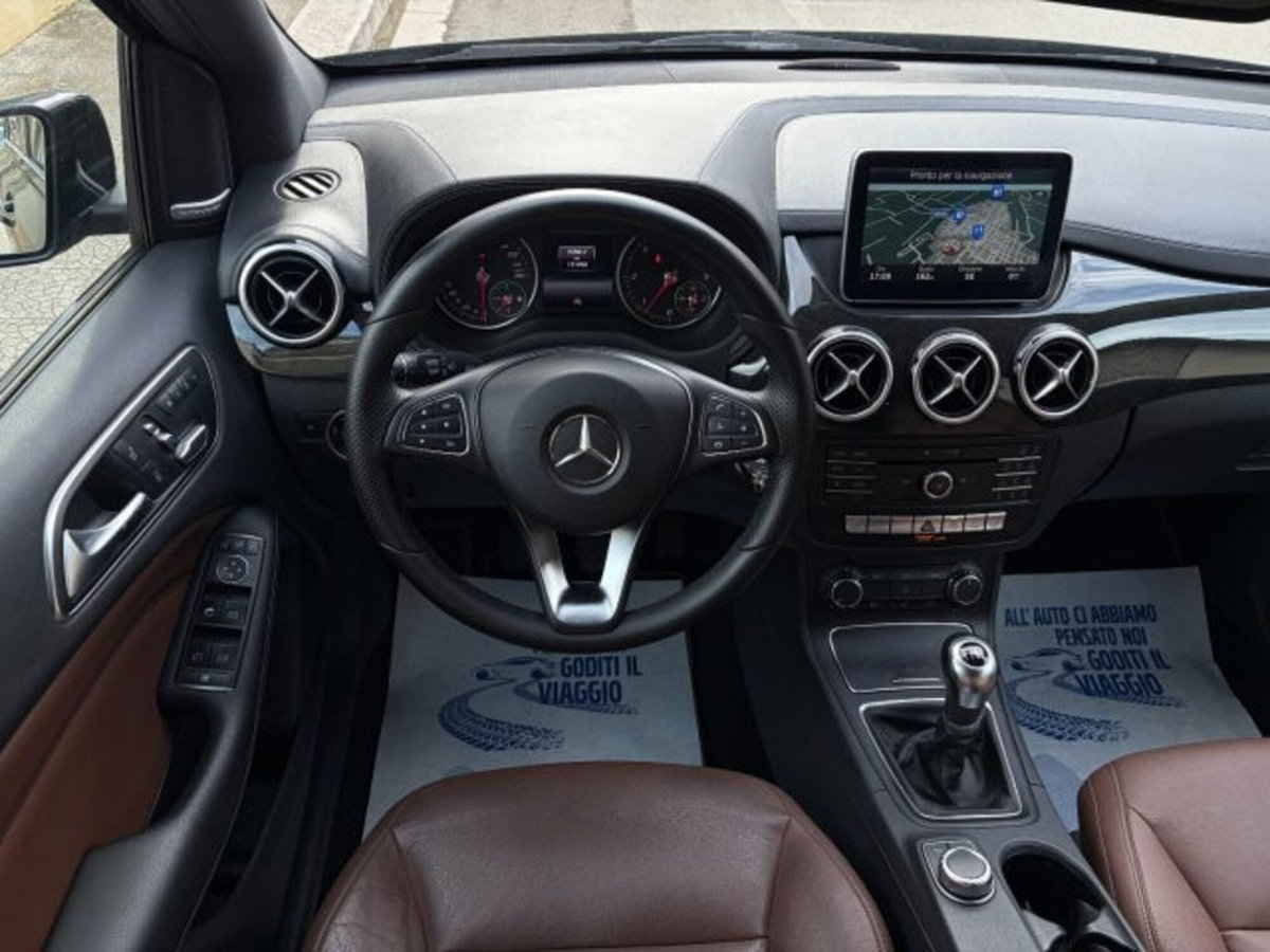 Mercedes-Benz Classe B 200 d Sport (19)