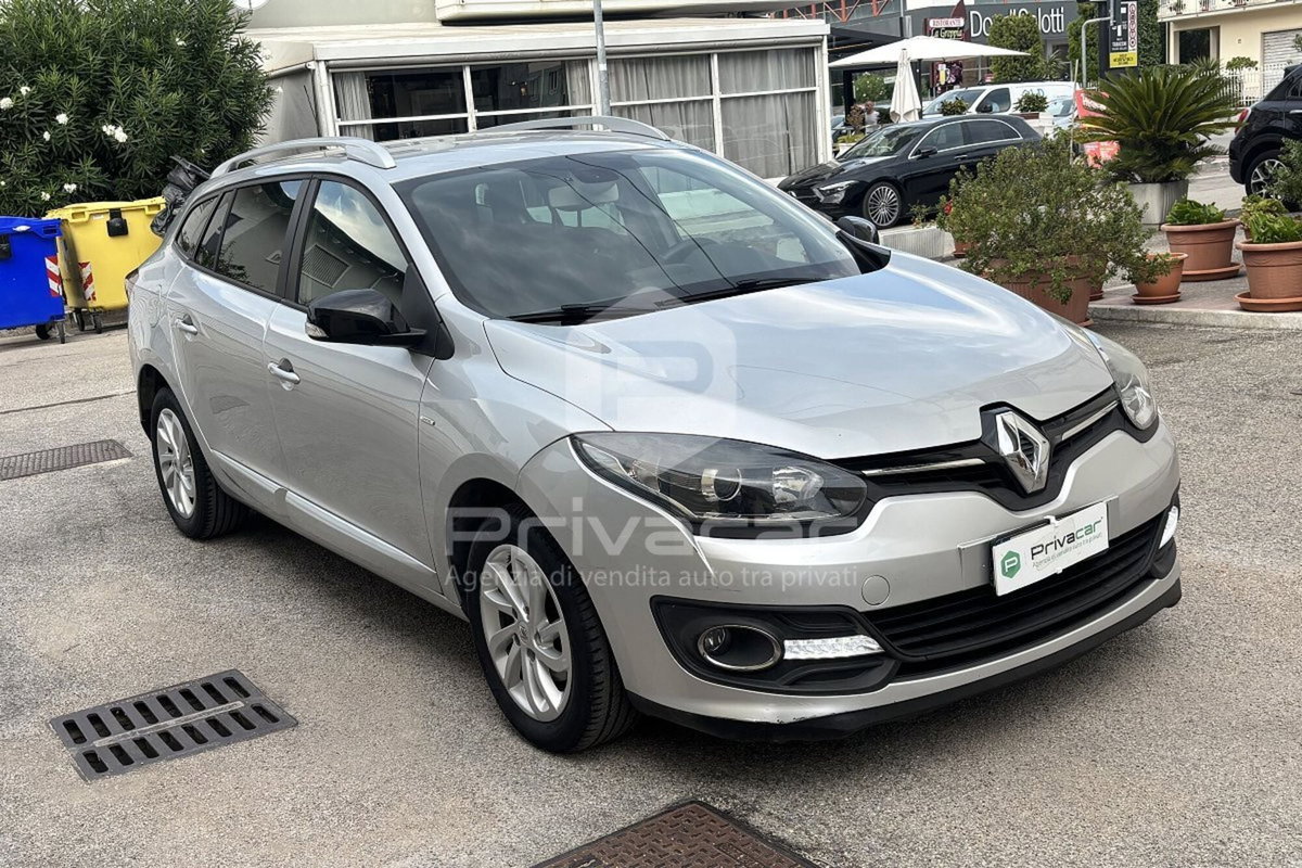 Renault Mégane SporTour 1.5 dCi 110CV SporTour Wave (3)