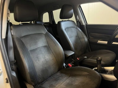 Suzuki Vitara 1.6 VVT V-Top (18)