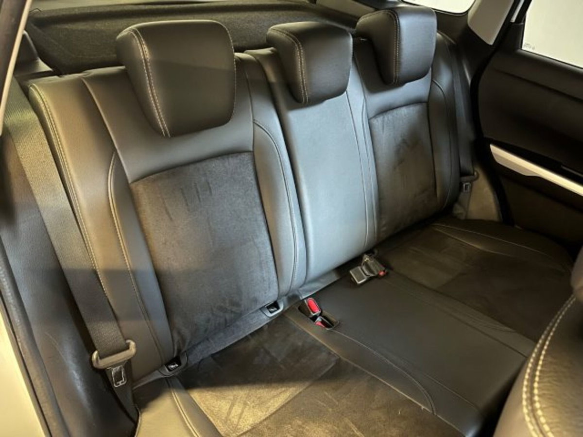 Suzuki Vitara 1.6 VVT V-Top (20)