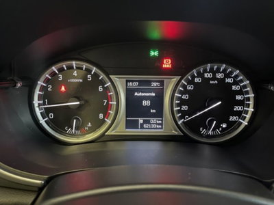 Suzuki Vitara 1.6 VVT V-Top (6)