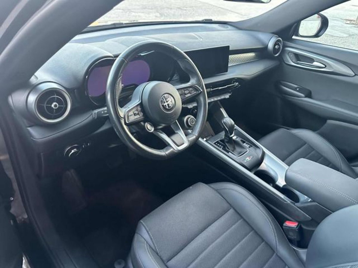 Alfa Romeo Tonale 1.6 Sprint 130cv tct6 (9)
