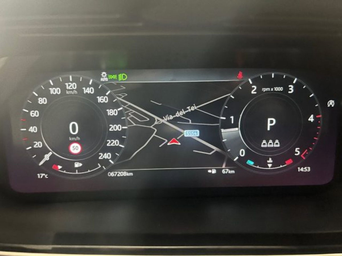 Land Rover Range Rover Evoque 2.0D I4 204 CV AWD Auto R-Dynamic (9)