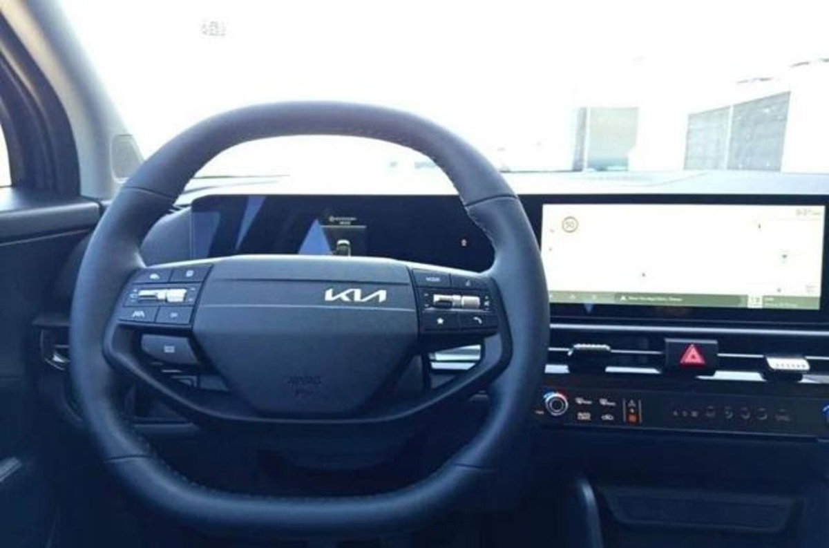 Kia Sportage 1.6 tgdi Business Gpl 2wd (4)