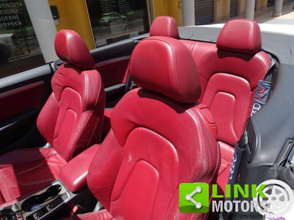 Audi A5 Cabrio 3.0 V6 TDI F.AP. quattro S tr. (9)