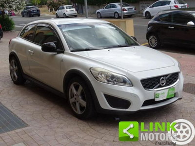 Volvo C30 1.6 D (3)