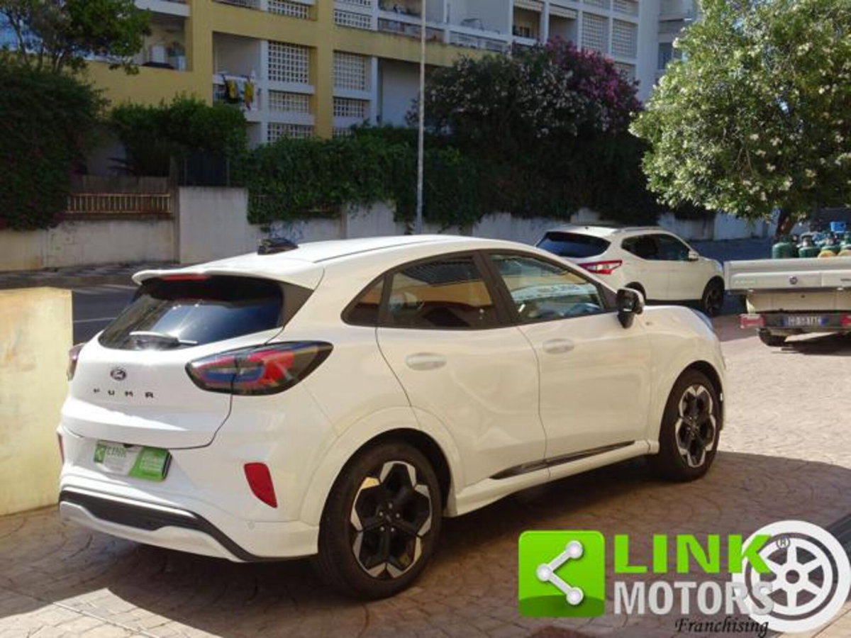 Ford Puma 1.0 EcoBoost Hybrid 125 CV S&S aut. ST-Line X (4)
