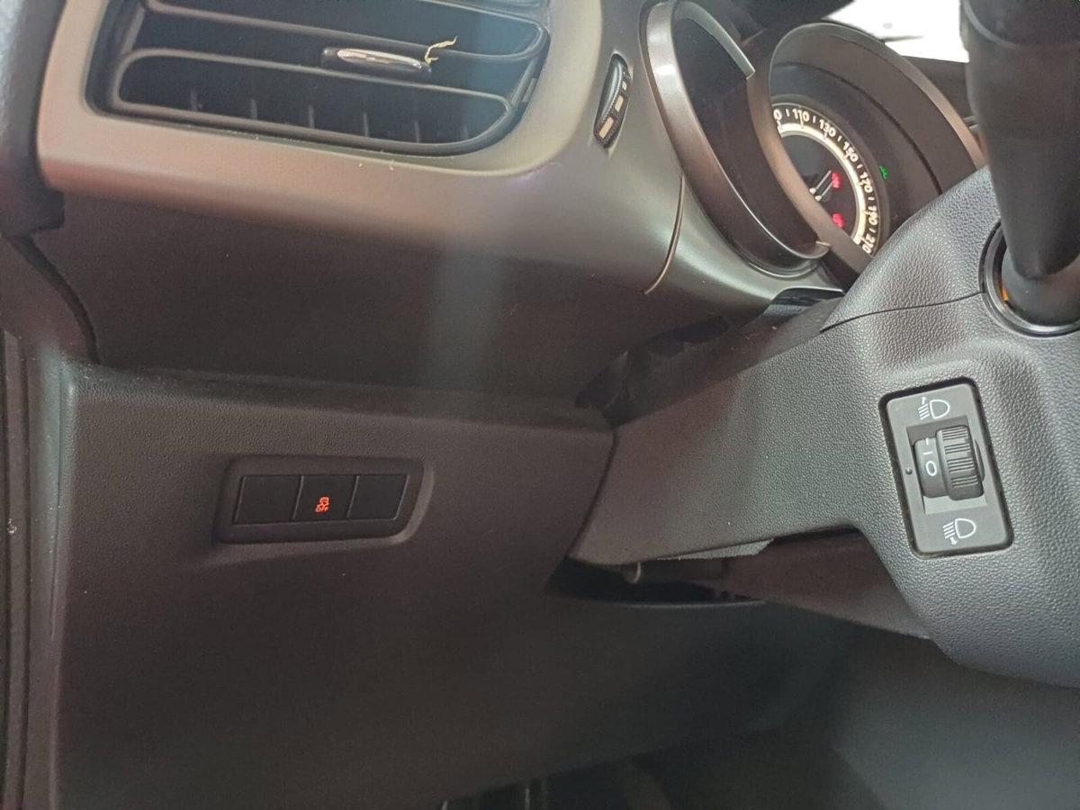 Citroen C3 PureTech 82 Feel Edition (17)