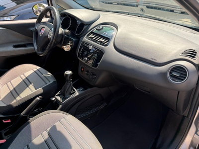 Fiat Punto Evo 1.4 5 porte Dynamic Natural Power (11)
