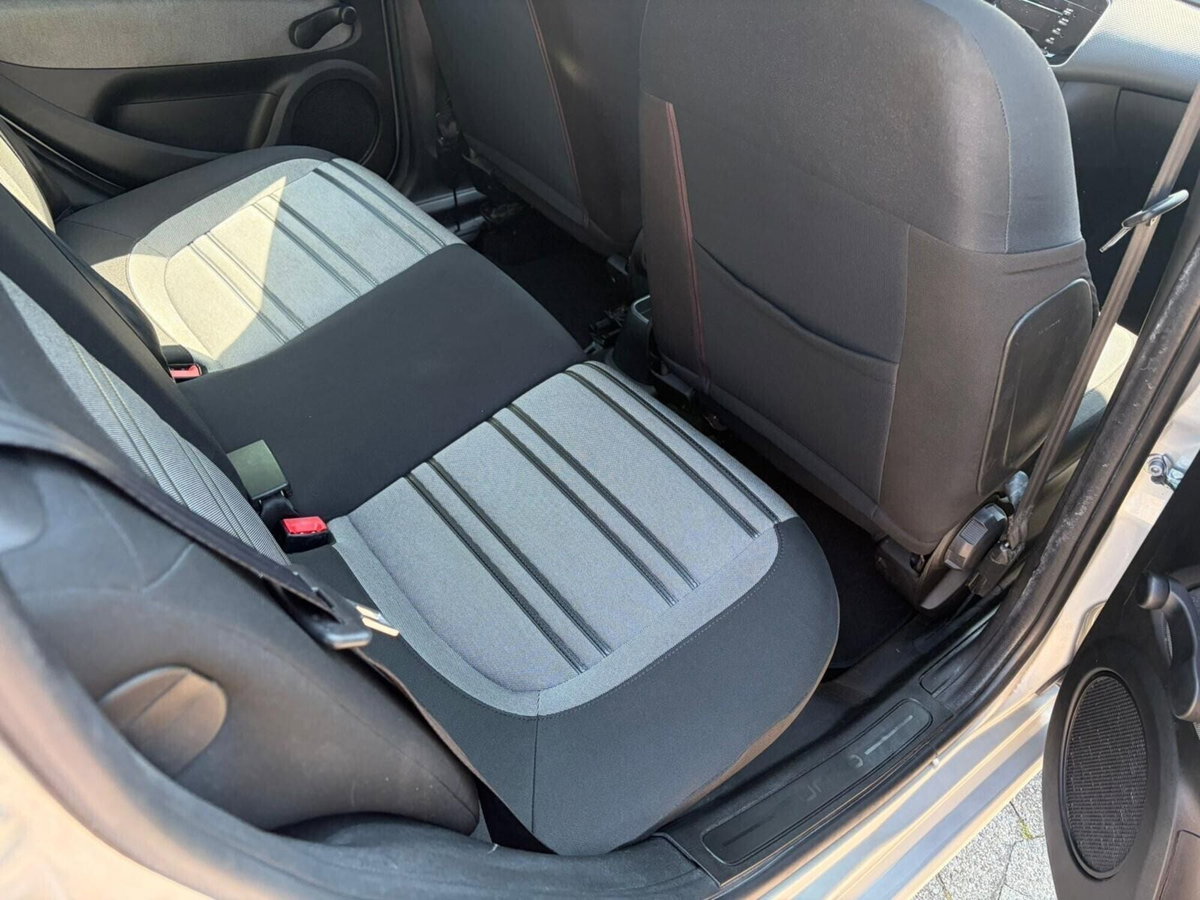 Fiat Punto Evo 1.4 5 porte Dynamic Natural Power (12)
