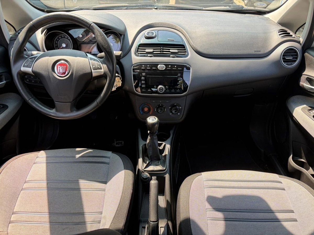 Fiat Punto Evo 1.4 5 porte Dynamic Natural Power (13)