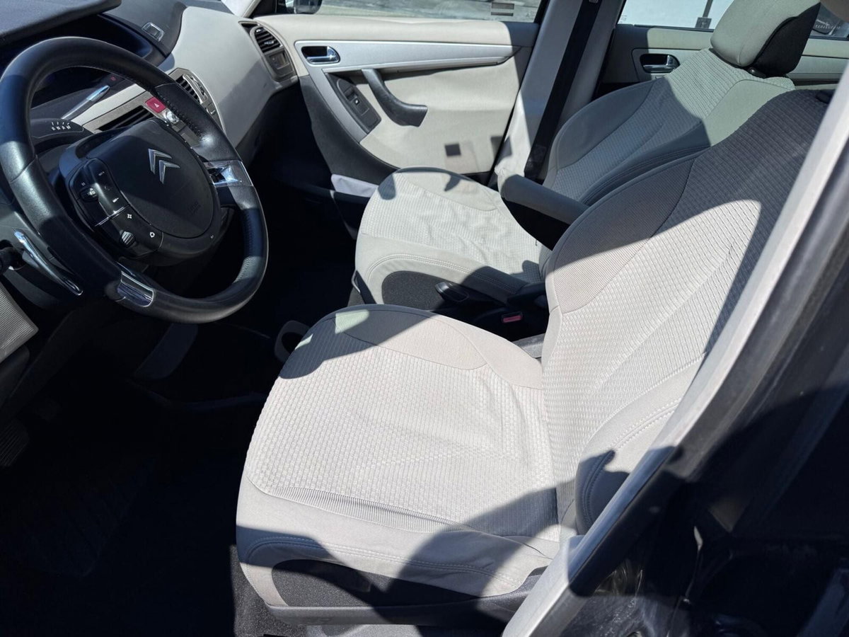 Citroen C4 Gran Picasso 2.0 HDi 138 FAP CMP6 Elegance (7)