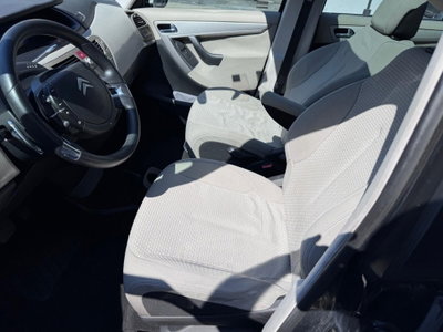 Citroen C4 Gran Picasso 2.0 HDi 138 FAP CMP6 Elegance (7)
