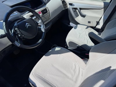 Citroen C4 Gran Picasso 2.0 HDi 138 FAP CMP6 Elegance (8)