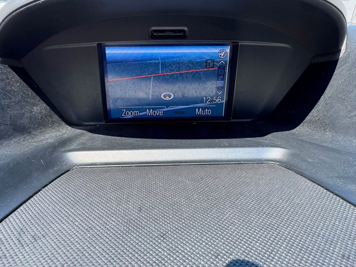 Ford Kuga 2.0 TDCI 140 CV 2WD Titanium (17)