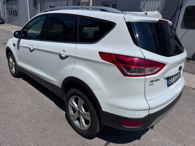 Ford Kuga 2.0 TDCI 140 CV 2WD Titanium (4)
