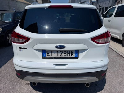 Ford Kuga 2.0 TDCI 140 CV 2WD Titanium (6)