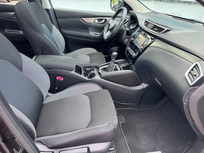 Nissan Qashqai 1.2 DIG-T Tekna (11)