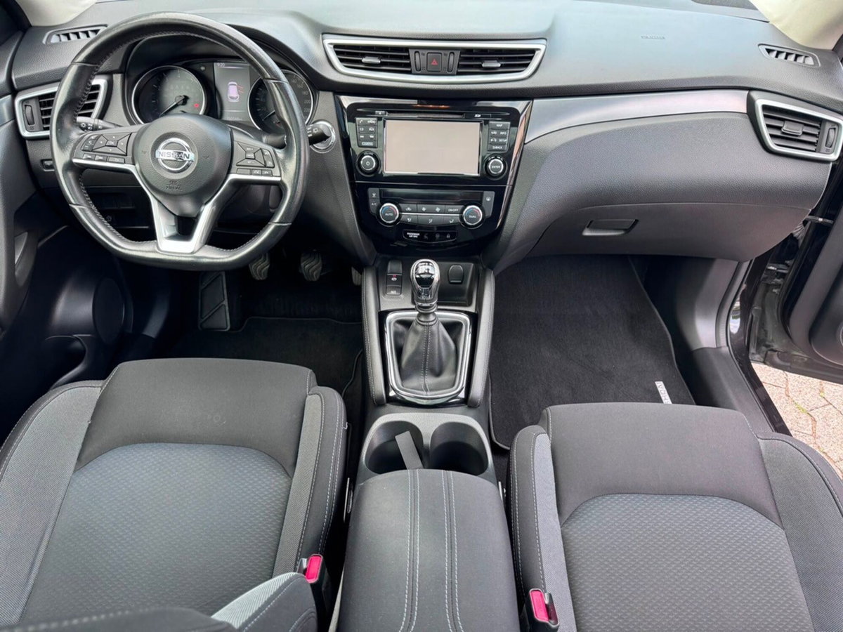 Nissan Qashqai 1.2 DIG-T Tekna (14)