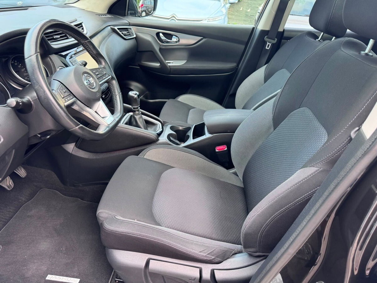 Nissan Qashqai 1.2 DIG-T Tekna (7)