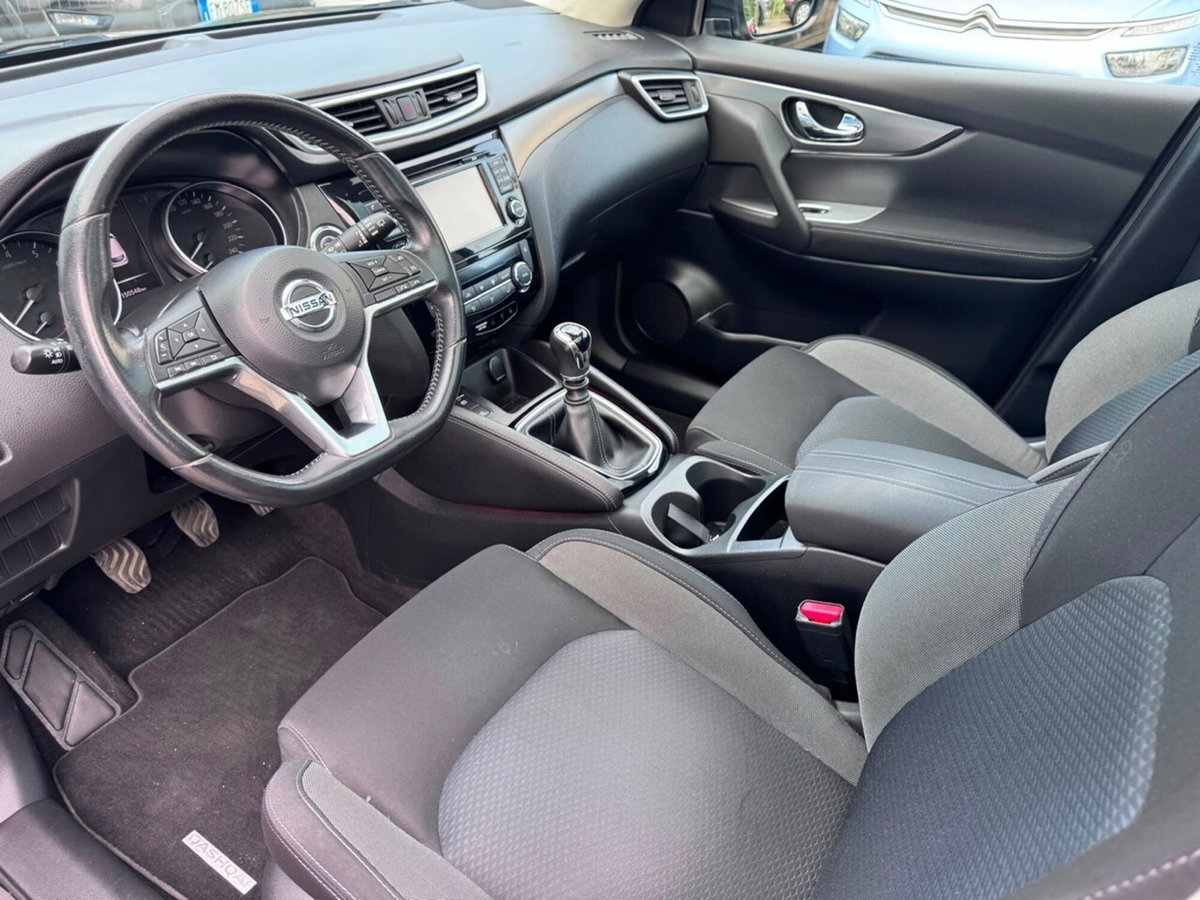 Nissan Qashqai 1.2 DIG-T Tekna (8)