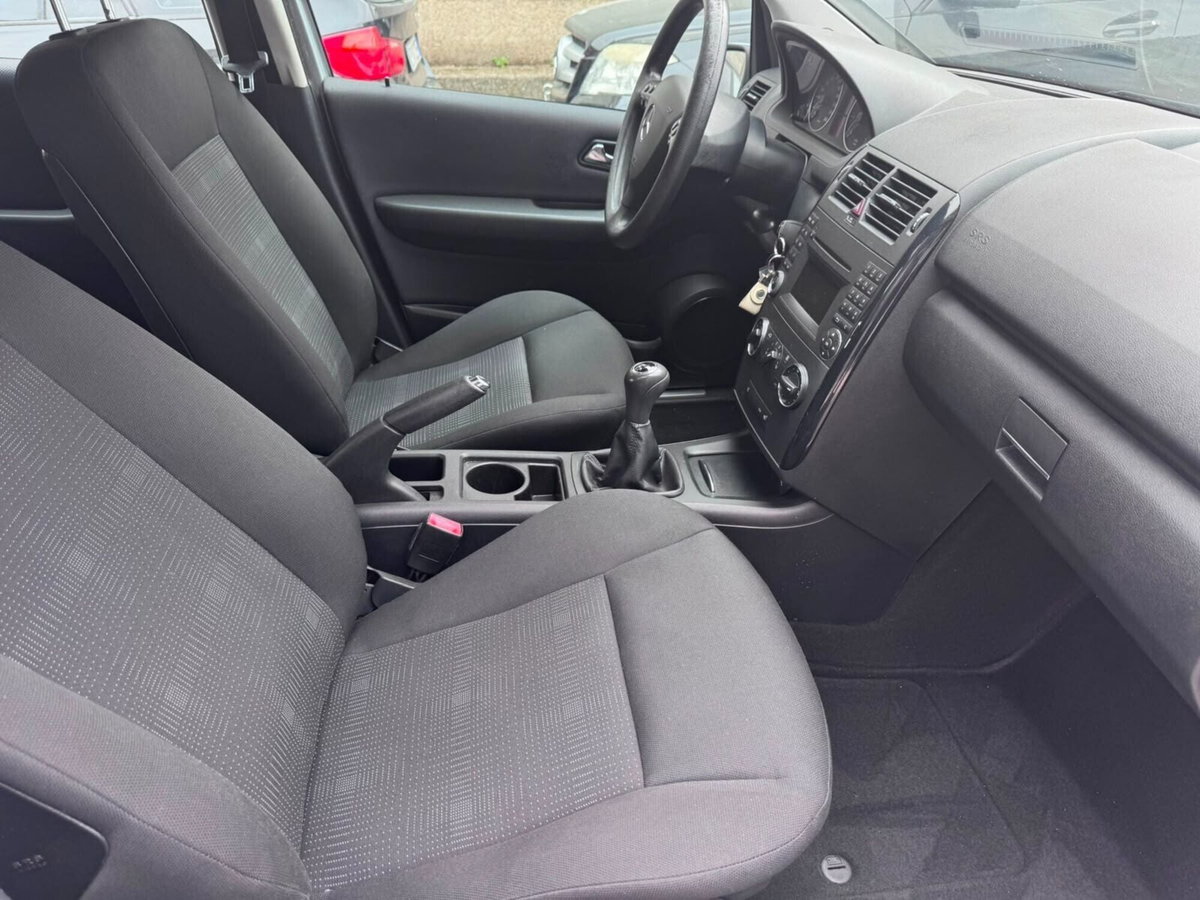 Mercedes-Benz Classe A 160 Elegance (10)