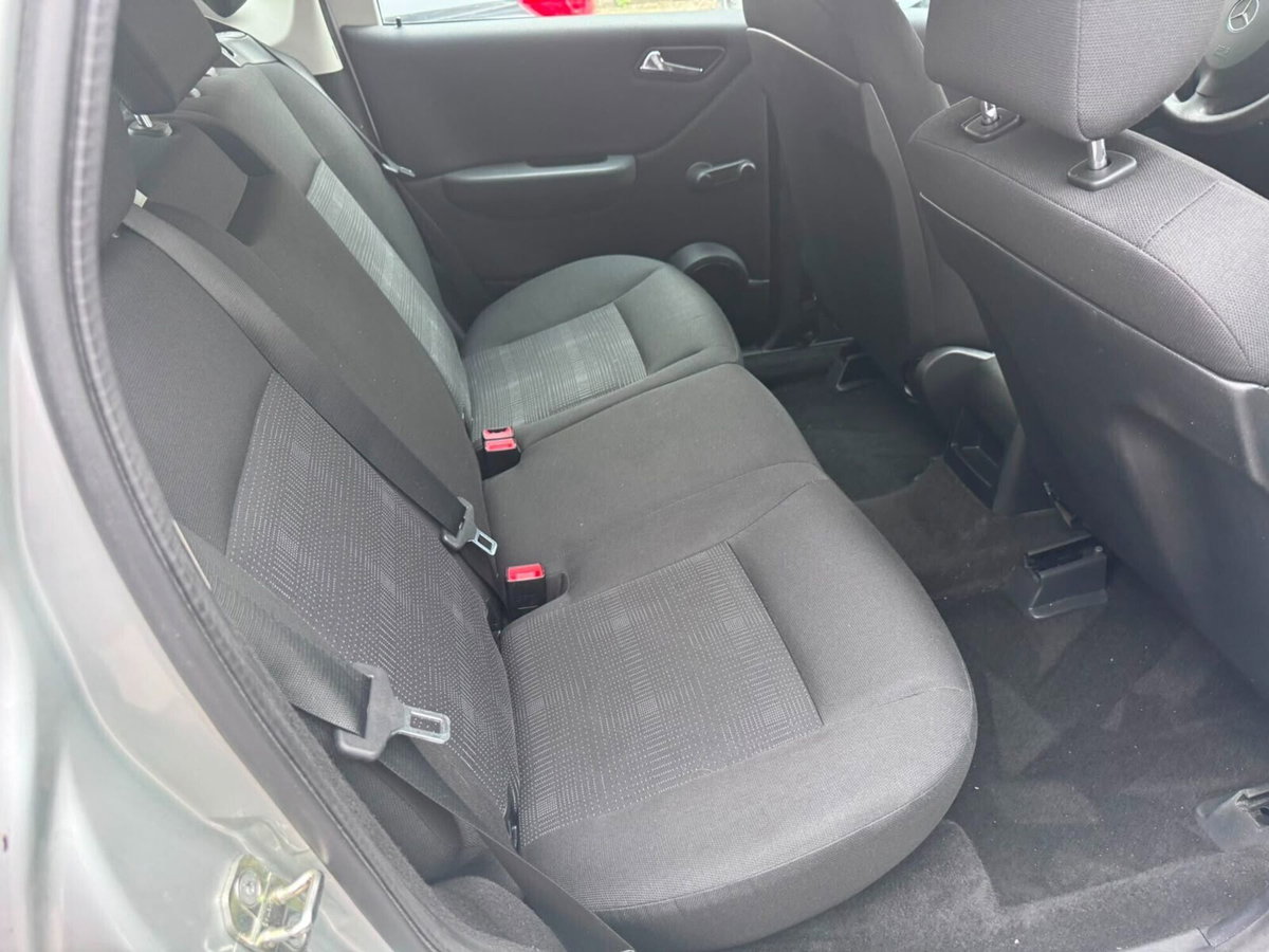 Mercedes-Benz Classe A 160 Elegance (12)