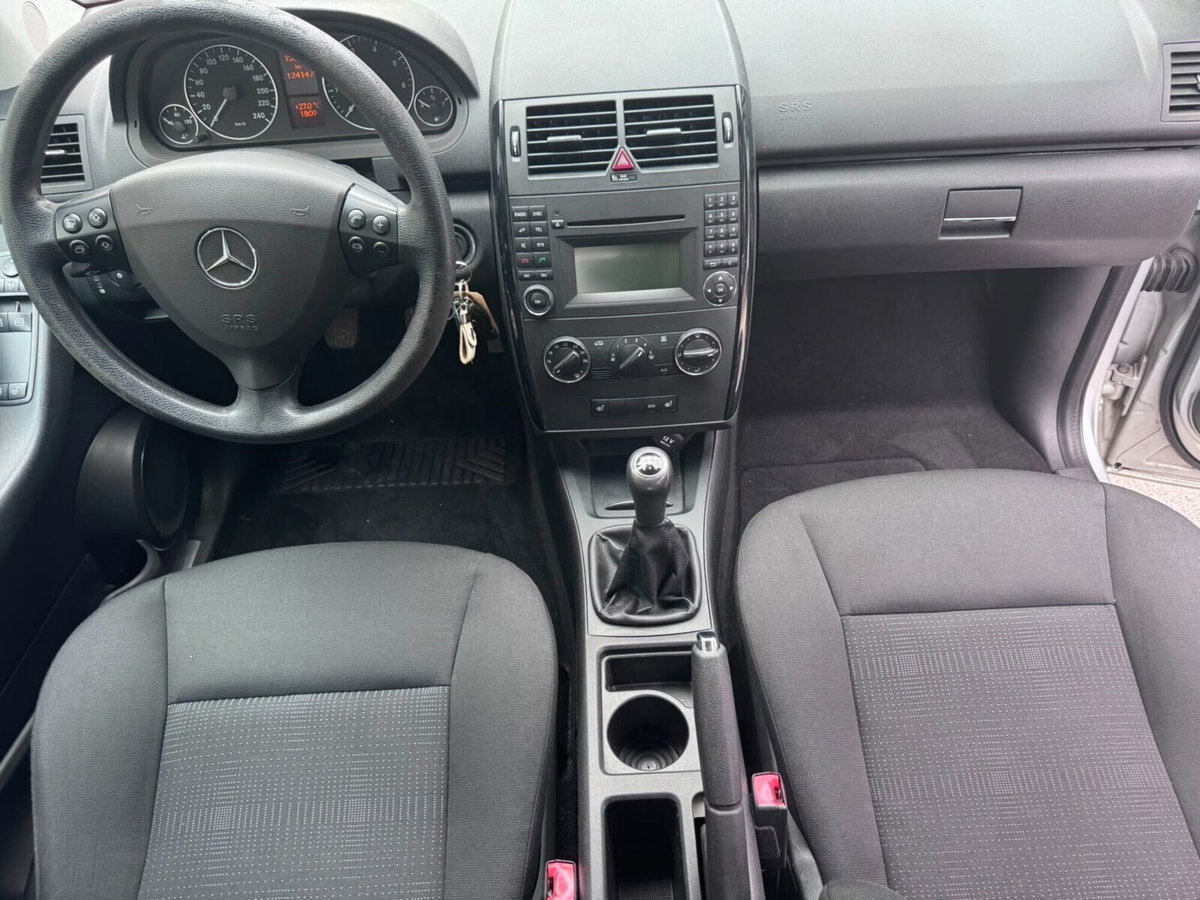 Mercedes-Benz Classe A 160 Elegance (13)