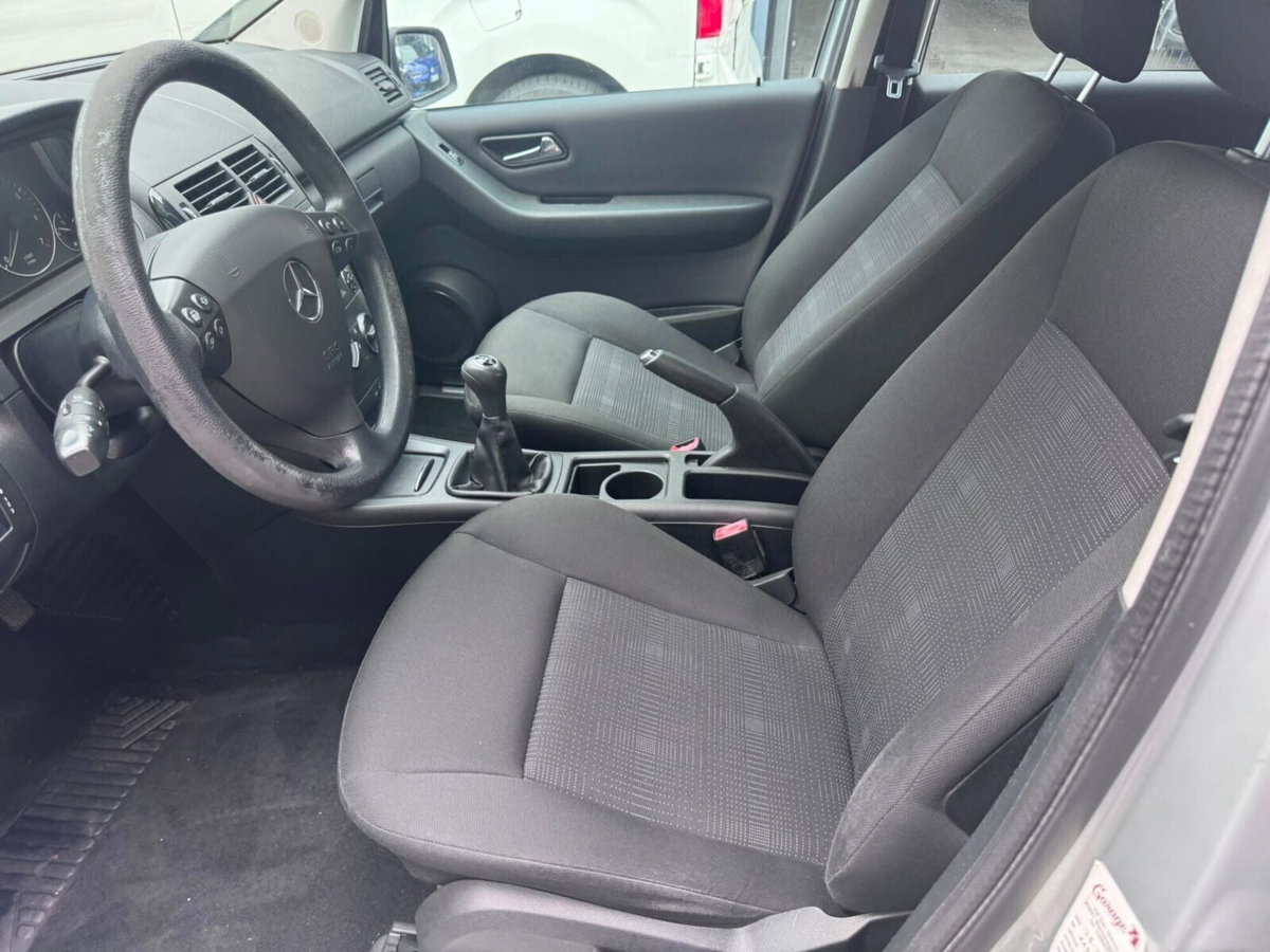 Mercedes-Benz Classe A 160 Elegance (7)