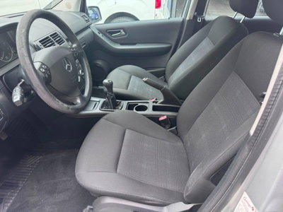 Mercedes-Benz Classe A 160 Elegance (7)