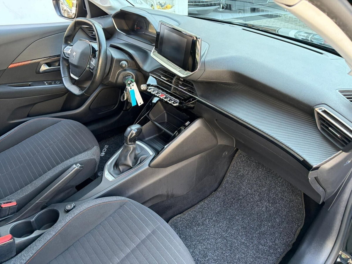 Peugeot 208 PureTech 75 Stop&Start 5 porte Like (11)