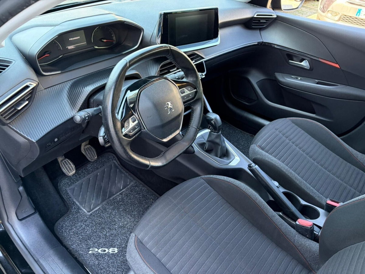 Peugeot 208 PureTech 75 Stop&Start 5 porte Like (8)