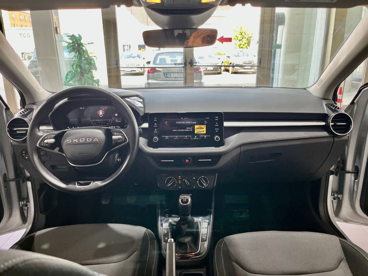 Skoda Fabia 1.0 MPI EVO 80 CV Monte Carlo (8)