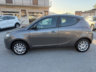 Lancia Ypsilon 1.2 69 CV 5 porte Gold (4)