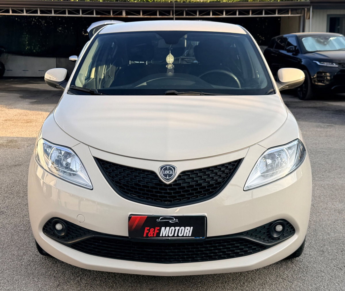 Lancia Ypsilon 1.2 69 CV 5 porte Gold