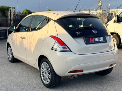 Lancia Ypsilon 1.2 69 CV 5 porte Gold (4)