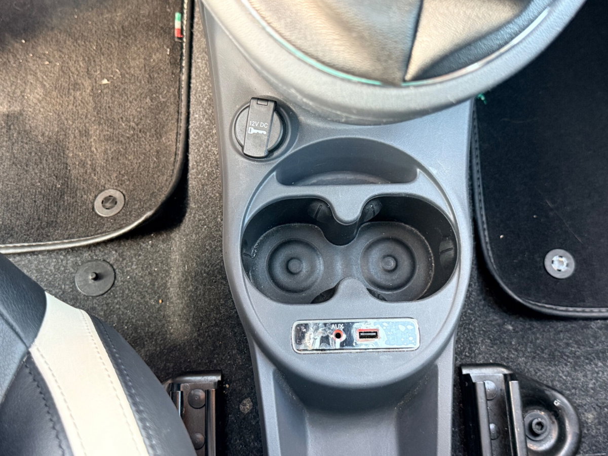 Fiat 500 1.3 Multijet 16V 95 CV Lounge (12)