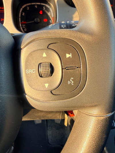 Fiat Panda 1.0 FireFly S&S Hybrid City Cross (17)