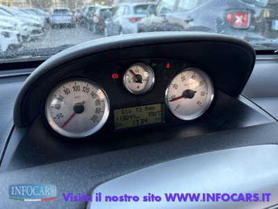 Lancia Ypsilon 1.3 MJT 75 CV Unyca (11)