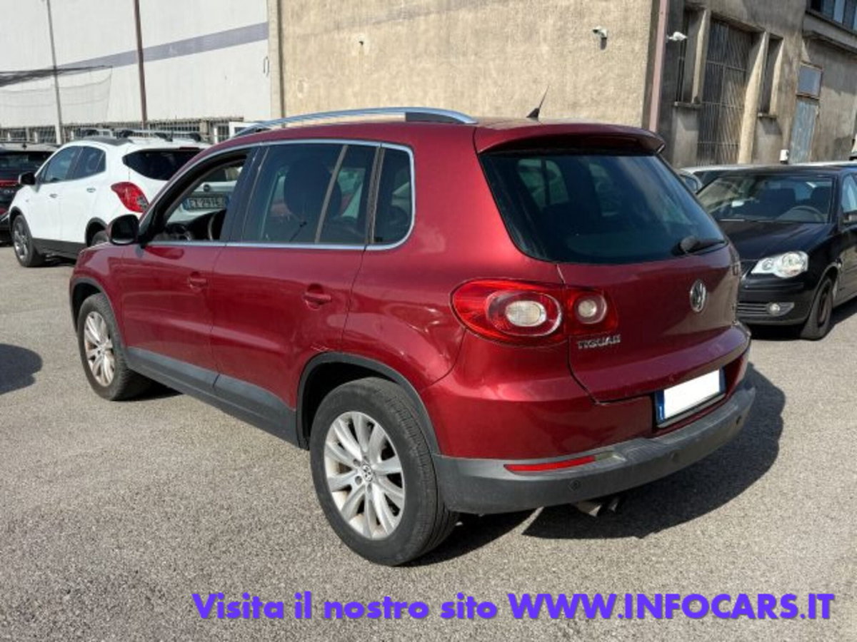 Volkswagen Tiguan 2.0 TDI 140 CV 4MOTION Sport & Style (2)