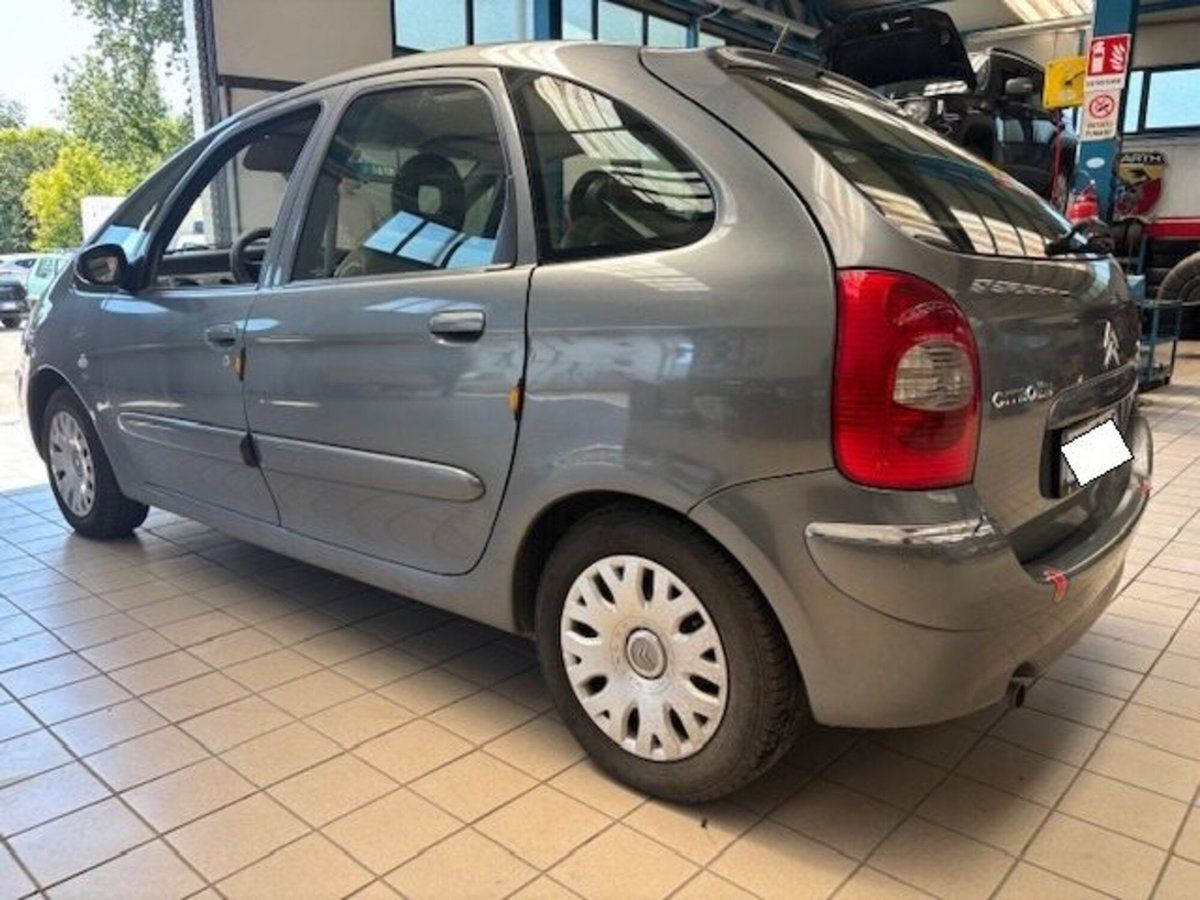 Citroen Xsara Picasso 1.8 16V Elegance Bi Energy G (5)