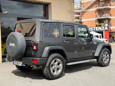 Jeep Wrangler Unlimited 2.8 CRD DPF Rubicon Auto (6)