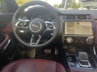 Jaguar E-Pace 2.0D I4 163 CV AWD Auto R-Dynamic Black (7)